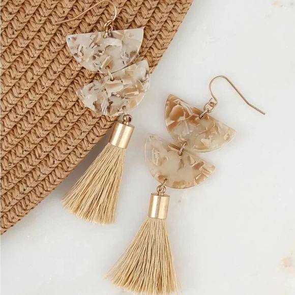 🎈4 LISTINGS FOR $20 Tassel Drop Earrings tortoise pattern earrings / marble - Picture 7 of 9